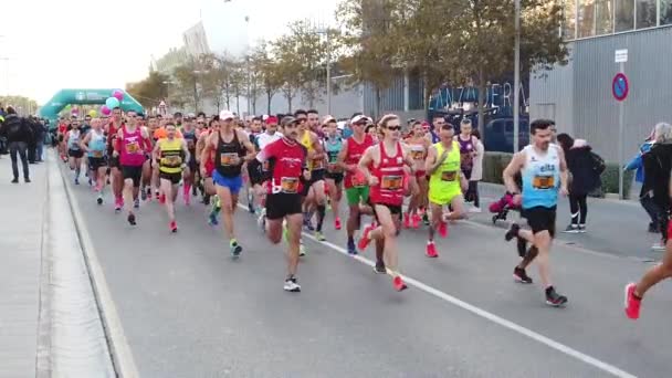 Valencia Spain December 2019 Video Slow Motion Unknown Runners Start Stock Video