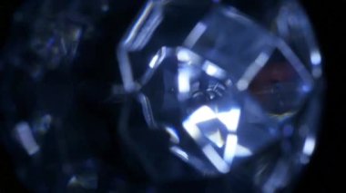 Soyut dönen kristal