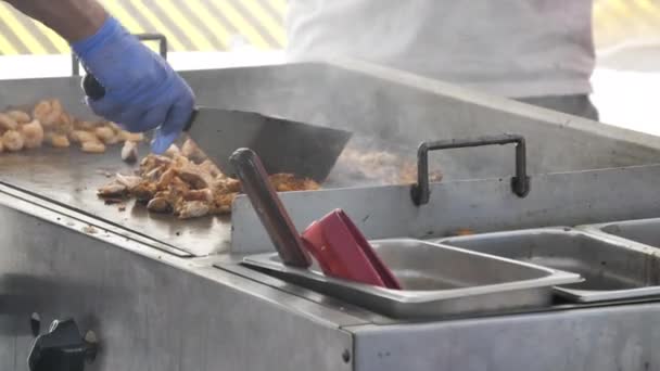 Parti Yavaş Hareketi Çin Yemek Aşçısı Taco Yapıyor — Stok video