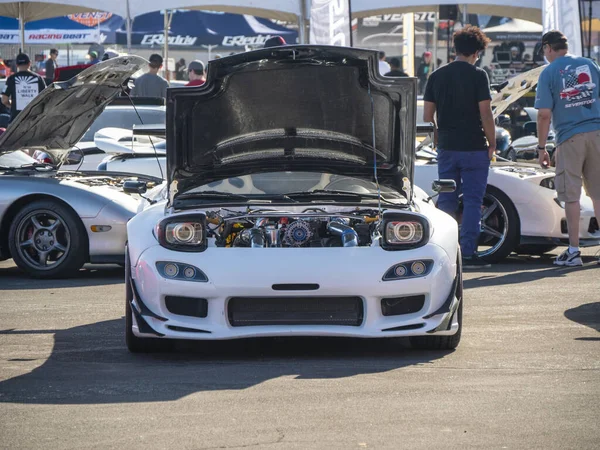Sevenstock 21 'de çeşitli Mazda arabaları. Döner motorlu araçlar festivali meraklıları..