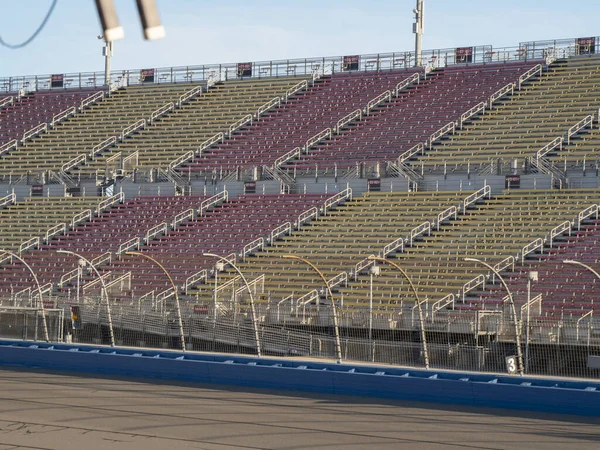 Grand Stade Assis Sur Circuit Dans Après Midi Assis Vide — Photo