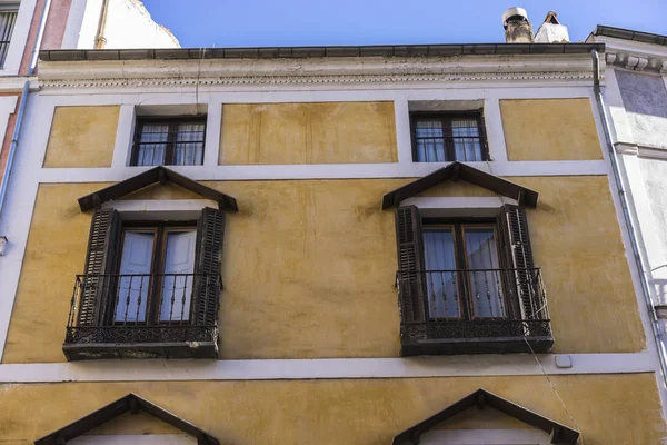 Architecture, Maisons anciennes et typiques de la ville espagnole de Cuen — Photo