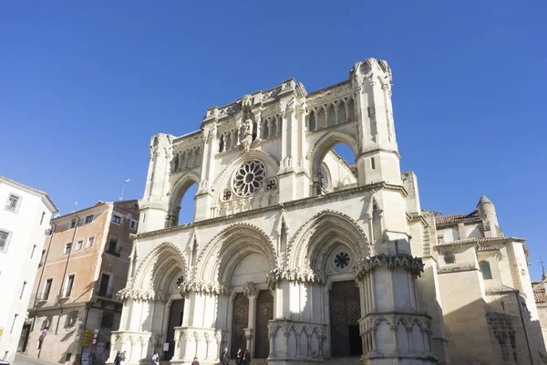 Bella Cattedrale della città di Cuenca — Foto Stock