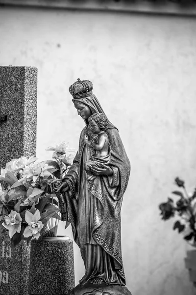 Detalhes do cemitério em Espanha — Fotografia de Stock