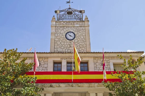 Gevel van het stadhuis, Spanje — Stockfoto