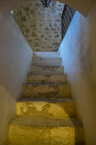 Medeltida slott crypt — Stockfoto