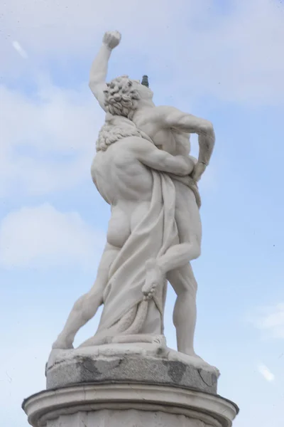 Sculpturen van Griekse goden — Stockfoto