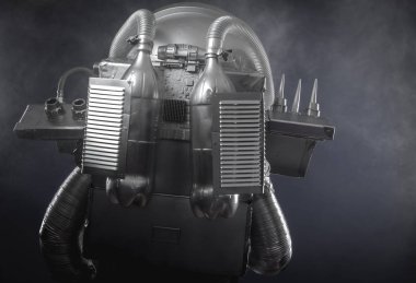 Gümüş alan takım elbise giymiş astronot