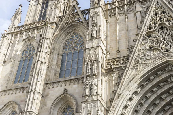 Facade of Cathedral in Barcelona — Stock Photo, Image