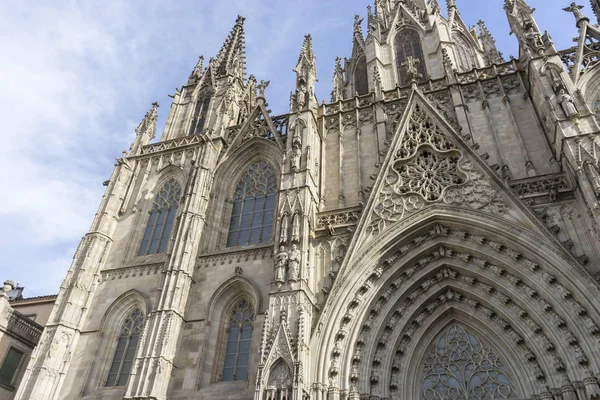 Façade de la cathédrale de Barcelone — Photo