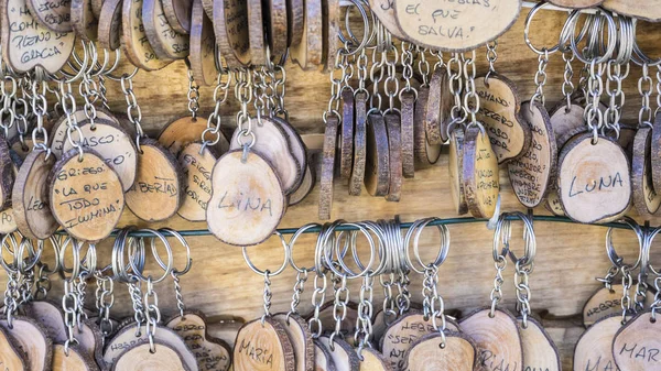 Keyrings with people's names — Stock Photo, Image