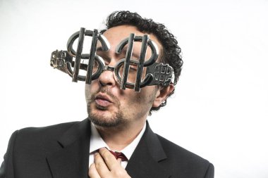 Dolar işareti ile gözlüklü işadamı