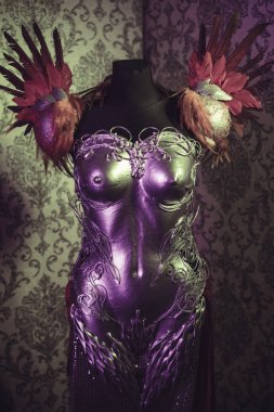 Fantastik, kadın zırh