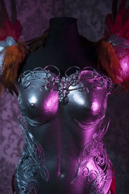 Fantastik, kadın zırh