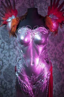 Fantastik, kadın zırh