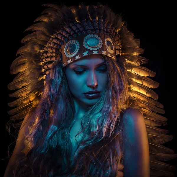 Colorful Beautiful Girl Plume American Indian Feathers — Stock Photo, Image