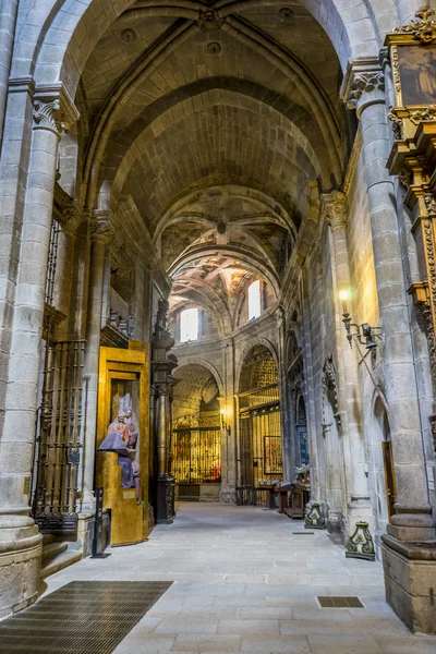 Catholicisme Arcs Architecturaux Médiévaux Intérieur Cathédrale Ourense Espagne Style Gothique — Photo