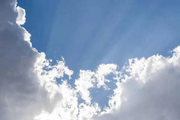 Meteorologie Sommerhimmel Mit Blauen Farben Und Sehr Reinweißen Wolken — Stockfoto