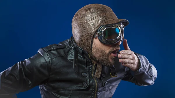 Accident Pilot 20S Sunglasses Vintage Aviator Helmet Wears Leather Jacket — Stock Photo, Image