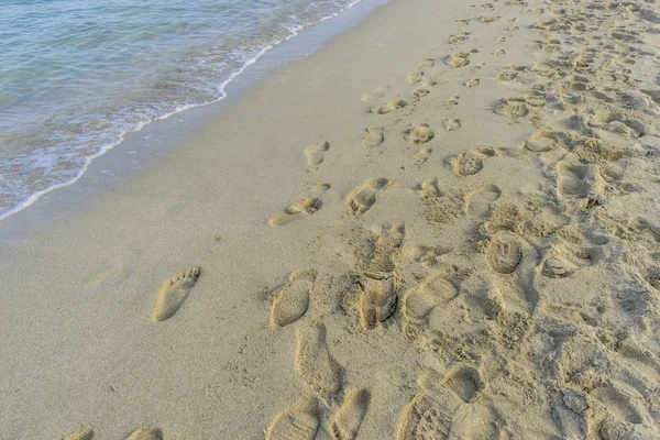 Holiday Fine Sandy Beach Footprints People Its Surface — Stock Photo, Image