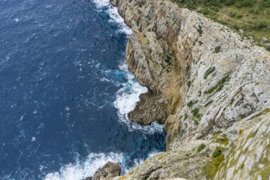 Cape formentor İspanya Majorca Adası üzerinde. Cliffs Akdeniz boyunca