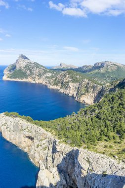 Panorama, Formentor Ibiza Adası İspanya'da Akdeniz deniz kenarında tatil ve yaz sahne