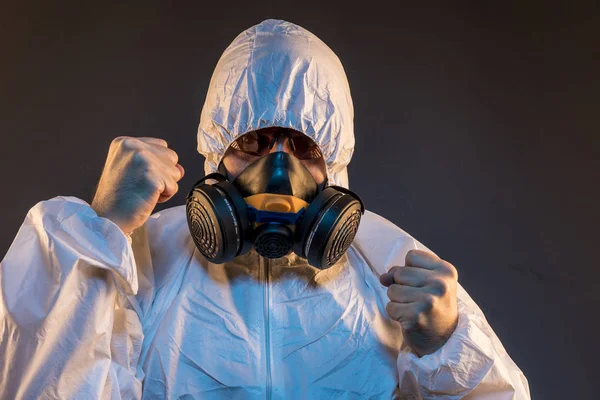 Концепция Вируса Безопасности Человек Защитном Костюме Противогаз Очках Эбола Токсичные — стоковое фото