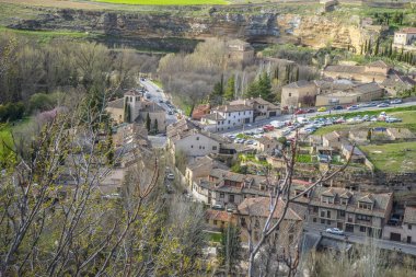 havadan izleme Segovia İspanyol şehir. Antik Roma ve ortaçağ şehir