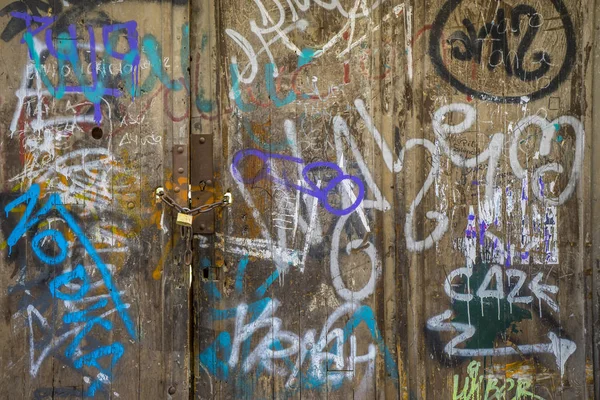 Πόρτα Μεσαιωνική Ισπανική Πόλη Σεγκόβια Παλιά Είσοδο Μετάλλων Αρχαία Αρχιτεκτονική — Φωτογραφία Αρχείου