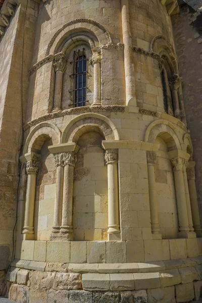 Esterno Una Chiesa Cristiana Stile Romanico Città Segovia Famosa Suo — Foto Stock