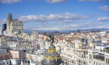 Metropolis, Gran Via, Madrid, İspanya, Europe sermaye ana alışveriş caddesi, panoramik havadan görünümü.