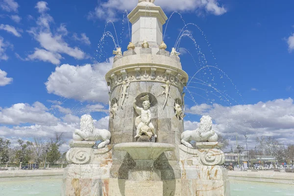 Fuente Mariblanca Aranjuez Cerca Del Palacio Madrid España —  Fotos de Stock