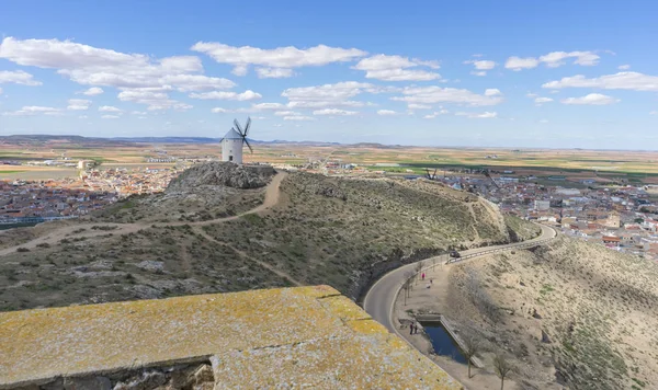 Παραδοσιακούς Ανεμόμυλους Της Castilla Mancha Τολέδο Spain Windmills Που Χρησιμοποιούνται — Φωτογραφία Αρχείου