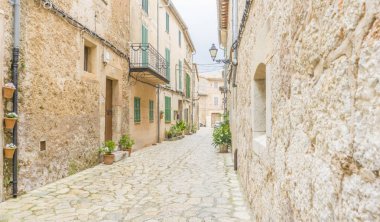 Hedef, Valldemossa geleneksel çiçek dekorasyonu, ünlü eski Akdeniz Köyü Mayorka ile sokakta güzel. Balear adaya Mallorca, İspanya