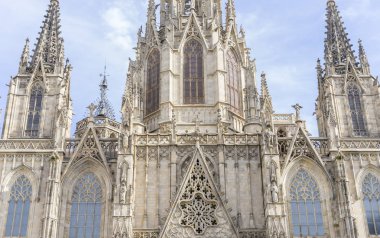 Gotik Katolik katedral cephe Barcelona Katalonya İspanya. Yerleşik 1298.