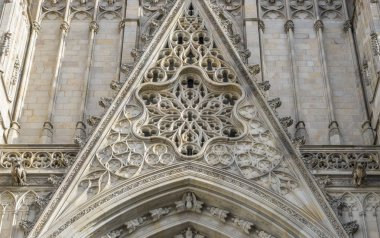 Gotik Katolik katedral cephe Barcelona Katalonya İspanya. Yerleşik 1298.