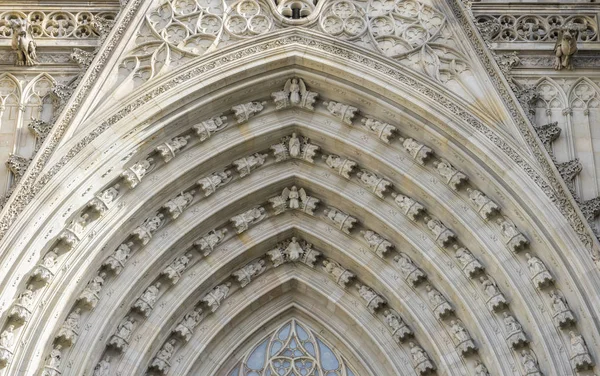 Arcos Catedral Gótica Fachada Barcelona Catalunha Espanha Construído 1298 — Fotografia de Stock