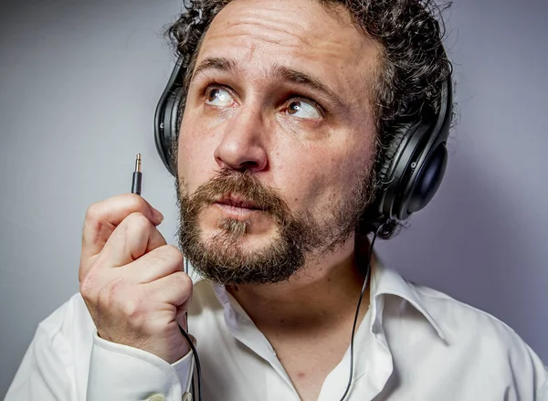 Gracioso Hombre Con Expresión Intensa Camisa Blanca —  Fotos de Stock