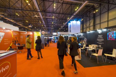 Madrid, İspanya. 25 Nisan 2018.Omexpo 2018 Fuarı, pazarlama dijital düzenlenen Madrid IFEMA pavyonlar