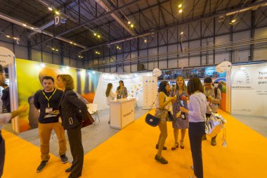 Madrid, İspanya. 25 Nisan 2018.Omexpo 2018 Fuarı, pazarlama dijital düzenlenen Madrid IFEMA pavyonlar