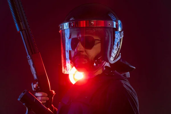 Policía Con Equipo Completo Para Antidisturbios Agente Ley Uniforme Protección —  Fotos de Stock