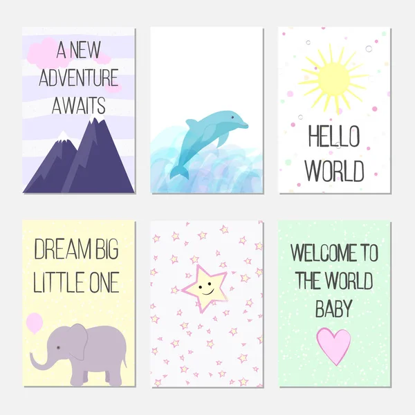 Geburtstagskarten mit Zitaten, Zeichentrickdelphin und Elefant für Mädchen und Kinder. erwartet Sie ein neues Abenteuer. Hallo Welt. Traum groß klein. Willkommen auf der Welt Baby. — Stockvektor