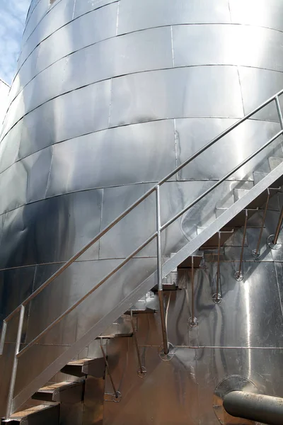 Primo piano del silo inossidabile — Foto Stock