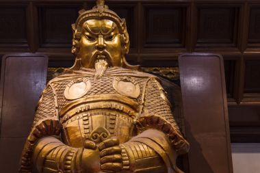 Hong Kong - Şubat 27 inci 2016: Che Kung Tanrı heykeli Che Kunkung Tapınağı'nda