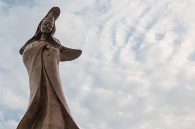 Makao, Çin - Şubat 28 inci 2016: Kun IAM heykel blu heykeli