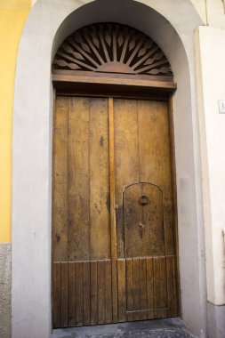 Güzel vintage kapı, ahşap, eski antikalar