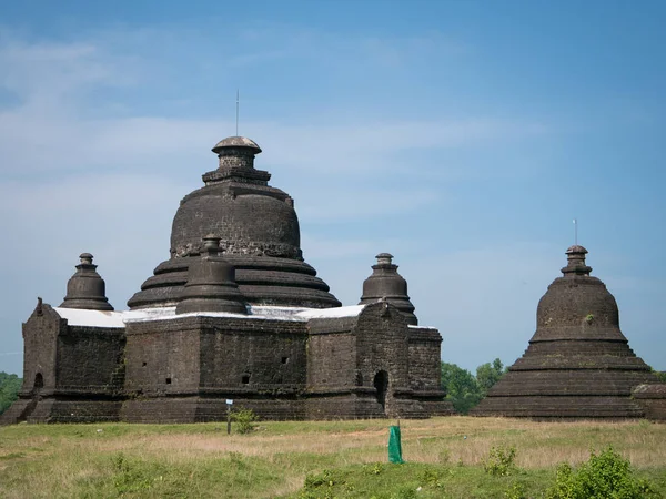 A laikus Myet Hna Pagoda, Mrauk-u — Stock Fotó