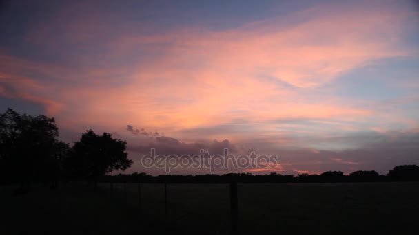 Puesta de sol vibrante en Stonewall Texas . — Vídeo de stock