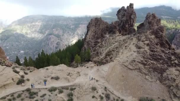 Nublo Mountain Pass Monks Rock — Stock video