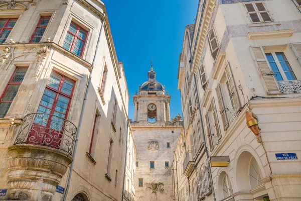 La Rochelle, Frankrike - dörren till den stora klockan - Grosse horloge Royaltyfria Stockfoton